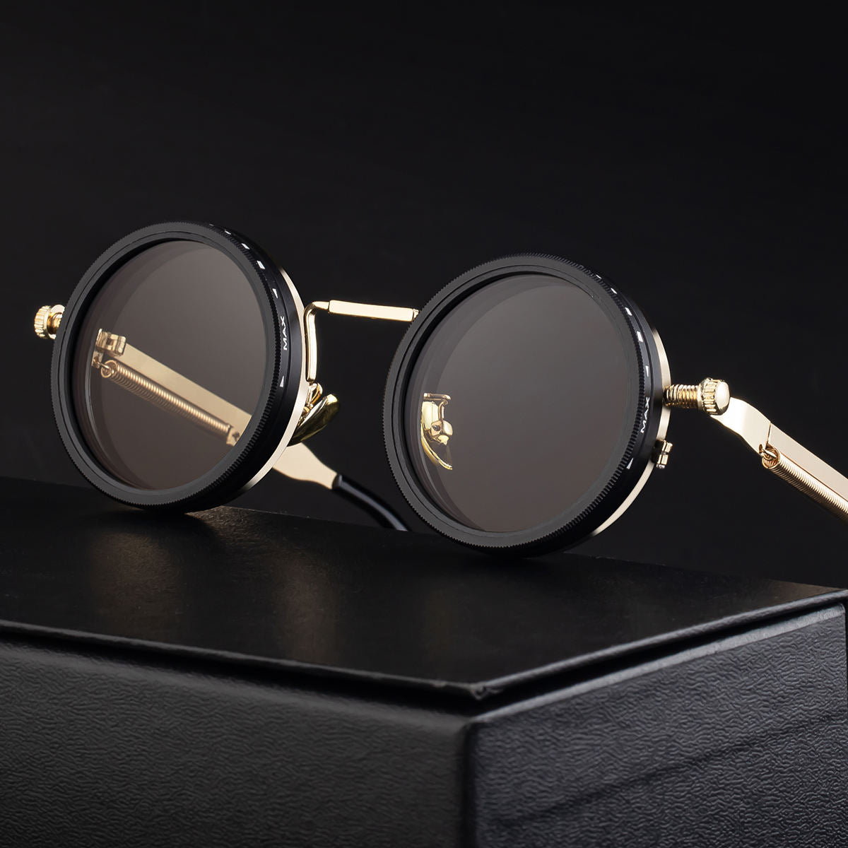 Retro Round Steampunk Polarized Sunglasses – BY-8126 Vintage Metal Frame UV400 Shades for Men & Women